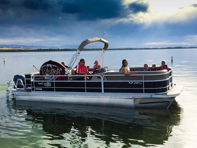 2015 SunCatcher V22RF Pontoon Boat (Unbiased Review)