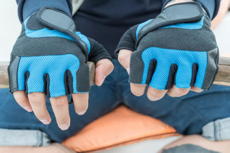 The Best Cold Weather Gloves for Boaters, Hands Down – Better Boat
