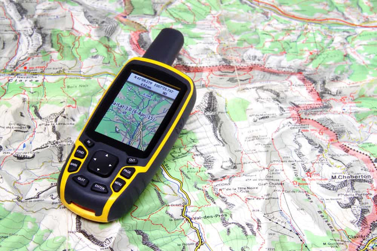 How to Choose the Right GPS – Better Boat