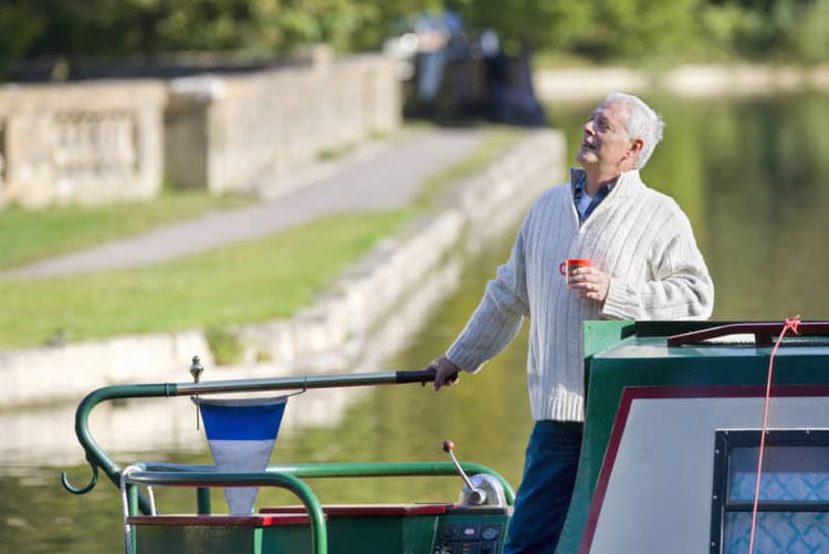 The Beginner’s Guide: How to Drive a Narrowboat with Grace