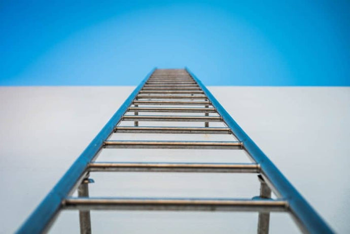 The Sturdiest and Safest Boat Ladders to Mount on Pontoons