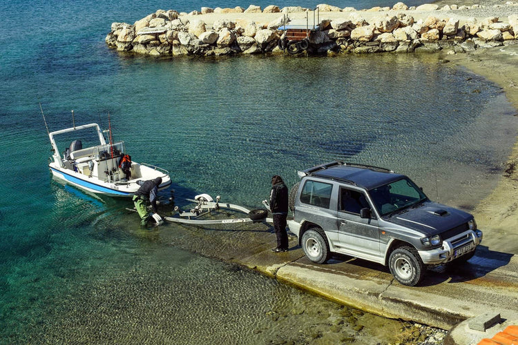 The Complete List of Tips for Towing Any Boat to Any Destination