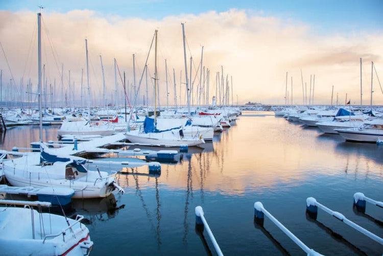 Winter Boating Tips to Enjoy the Water Through the Colder Months